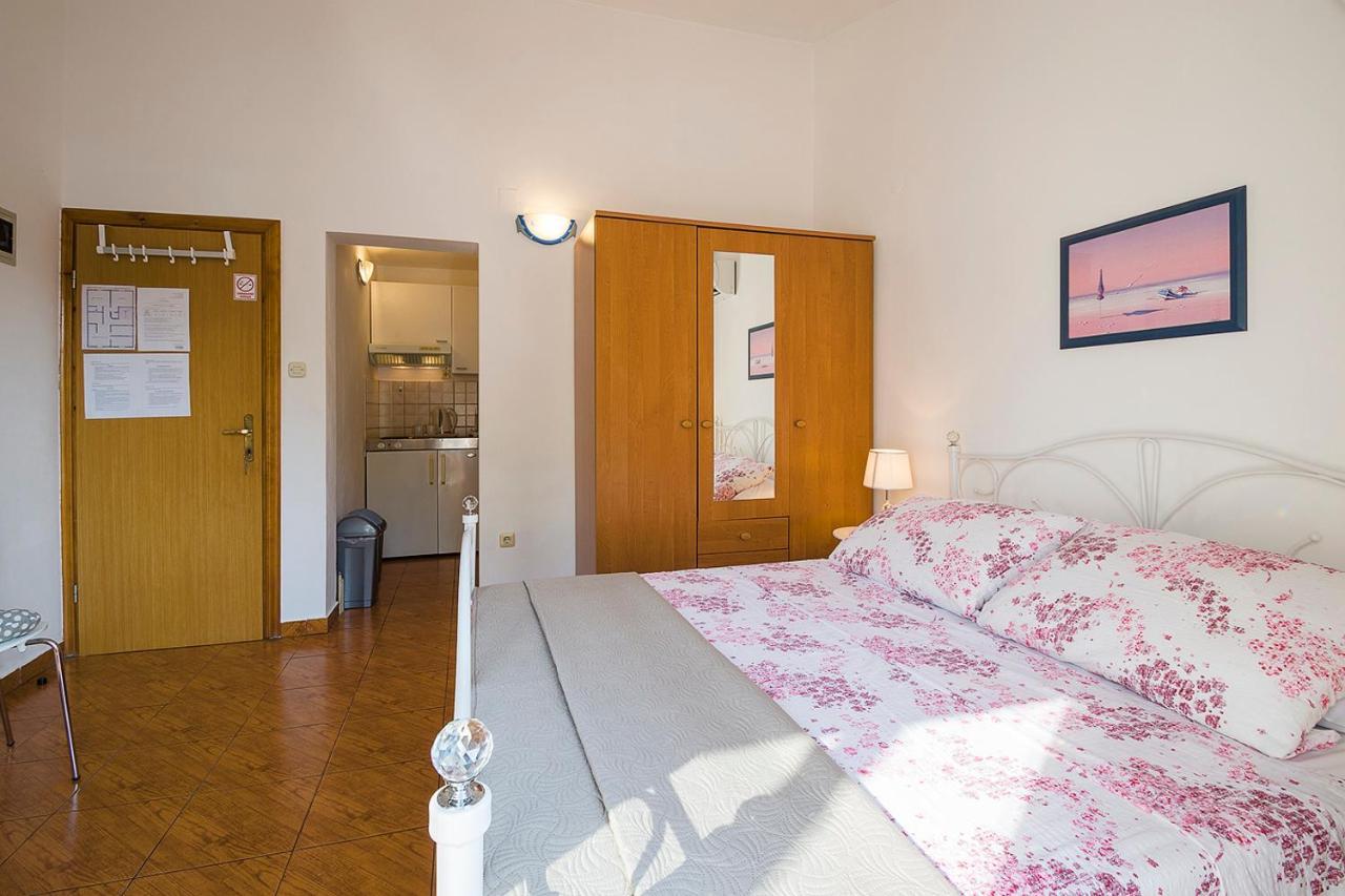 Apartman, And Kata Apartment *